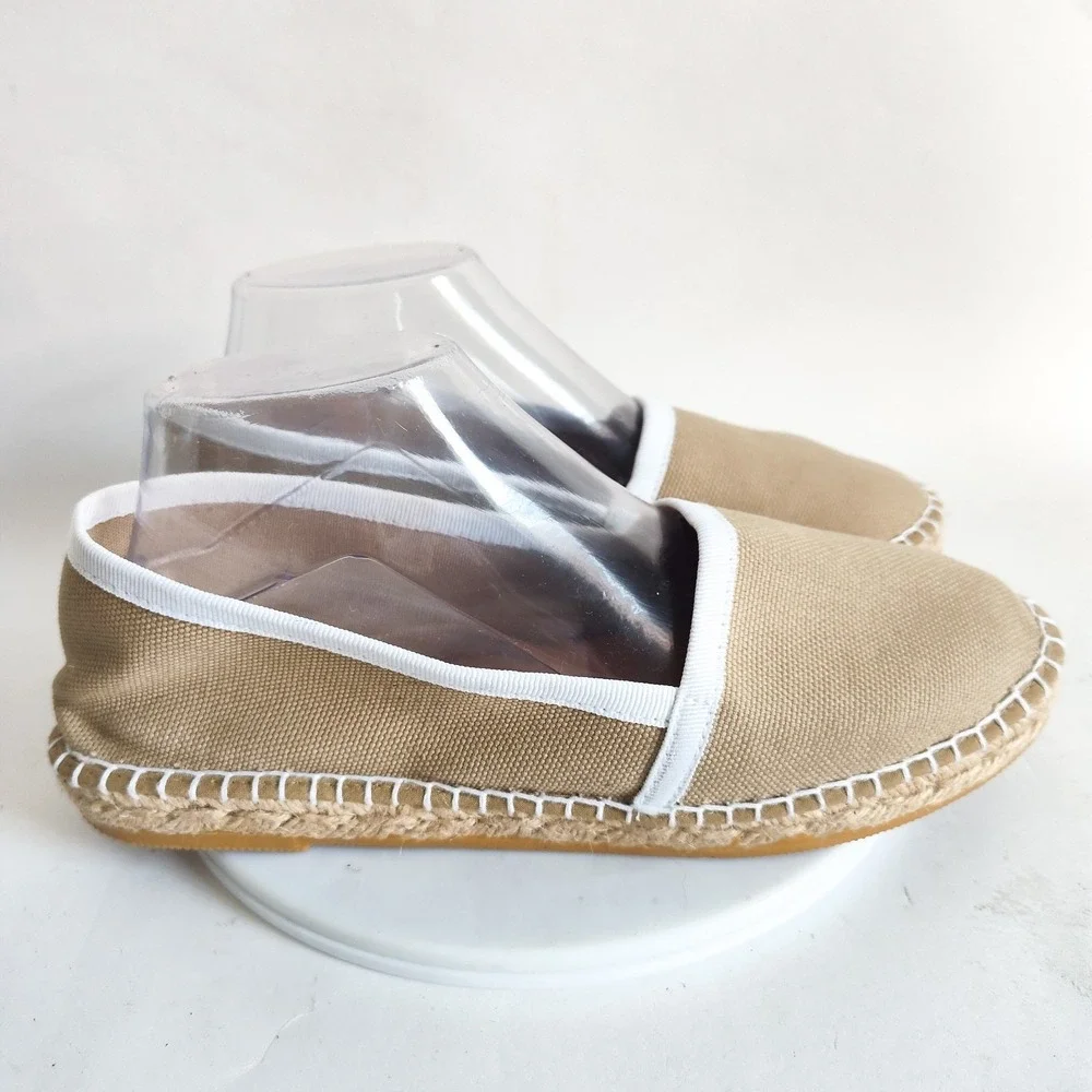 Andre Assous Flats Size 9.5 / 40 Espadrilles Hemp Canvas Beige Tan Vegan Slip On